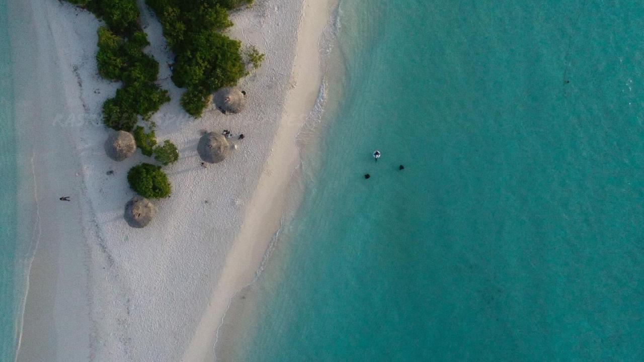 Rasreef Rasdhoo Maldives Hotel Bagian luar foto
