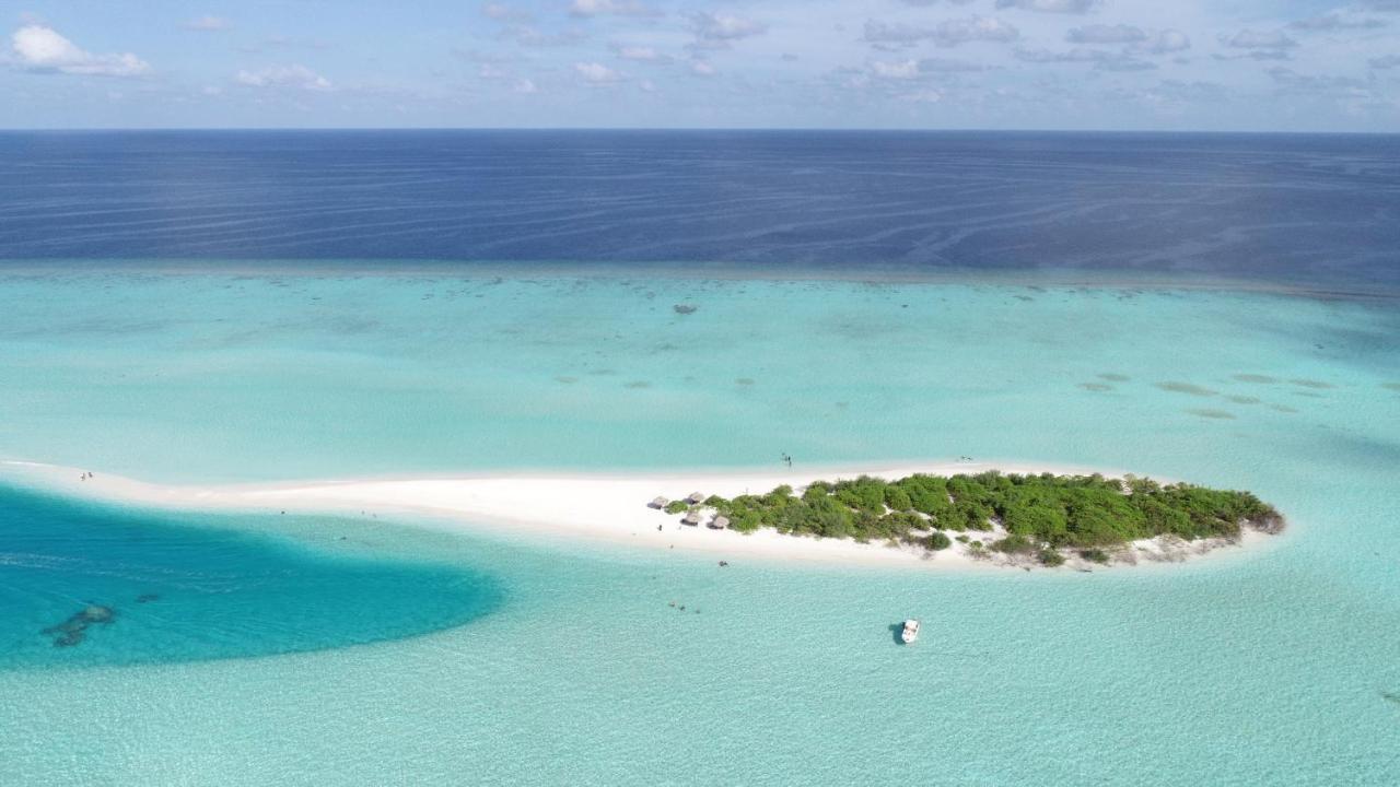 Rasreef Rasdhoo Maldives Hotel Bagian luar foto